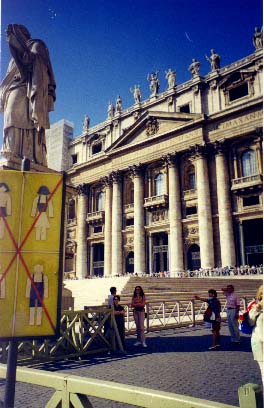 The dress code for entrance to St. Peter's